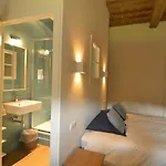 בית נופש Marchin Castle With Sauna
