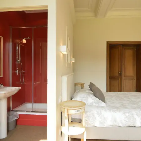 Marchin Castle With Sauna Vakantiehuis *