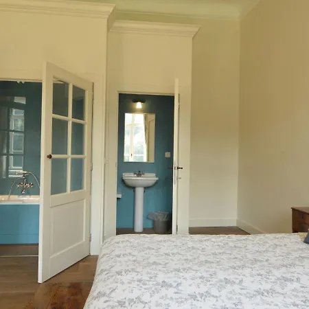 Marchin Castle With Sauna Vakantiehuis