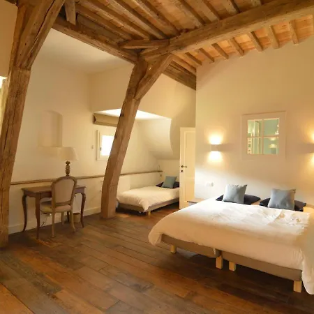Holiday home Lavish Castle With Sauna And Gym Tharoul