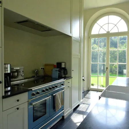Holiday home Lavish Castle With Sauna And Gym Tharoul